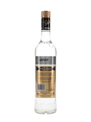 Stolichnaya Gold Super Premium Vodka Gold Filtered 70cl / 40%