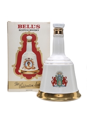Bell's Decanter Queen Elizabeth II 60th Birthday 75cl / 43%