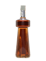 McGuinness CN Tower Canadian Whisky 1975  71cl / 40%