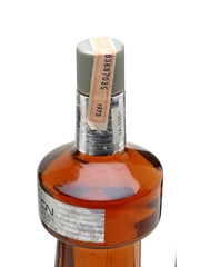 McGuinness CN Tower Canadian Whisky 1975  71cl / 40%