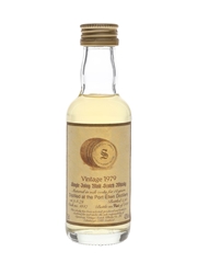 Port Ellen 1979 14 Year Old Bottled 1993 - Signatory Vintage 5cl / 43%