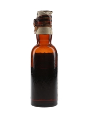Dewar's Finest Old Liqueur Whisky Bottled 1920s-1930s 7cl