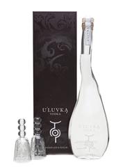 U'luvka Vodka Glass Pack 70cl / 40%