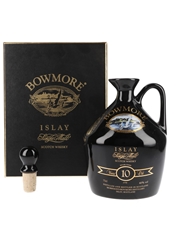 Bowmore 10 Year Old Ceramic Decanter Bottled 1980s 75cl / 40%