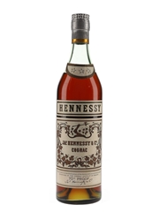 Hennessy 3 Star Bottled 1950s 75cl / 40%