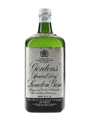 Gordon's Special Dry London Gin Spring Cap Bottled 1950s 75.7cl / 40%