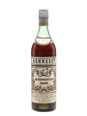 Hennessy 3 Star Cognac Bottled 1950s - Gancia 73cl / 40%