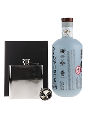 Off Piste Small Batch Gin with Hip Flask  70cl / 40%