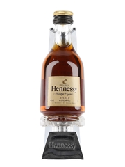 Hennessy VSOP Privilege With Rocking Stand