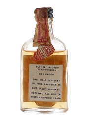 World Over Blended Scotch Type Whiskey Botlled 1930s 4.7cl / 43.4%