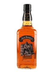 Jack Daniel's Scenes From Lynchburg No.4 Whittling Man - Signed by Master Distiller & Master Taster 75cl / 43%