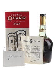 Otard Cognac VSOP Fine Champagne Cognac Bottled 1970s - Tasting Glass Set 70cl / 38.8%