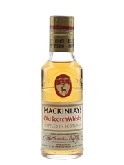 Mackinlay's Old Scotch Whisky Bottled 1960s 5cl / 40%