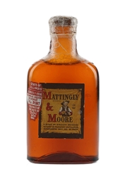 Mattingly & Moore Bottled 1930s - Frankfort Distilleries Incorporated 4.7cl / 45%