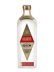 Gilbey's London Dry Gin Bottled 1960s - Cinzano 75cl / 46.2%