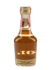 Vat 69 Gold Bottled 1950s-1960s - Munson G. Shaw Co. 4.7cl / 43%