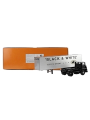 Buchanan's Black & White Box Trailer Corgi Classics - Whisky Collection 26cm x 8cm x 5cm