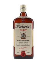 Ballantine's Finest Bottled 1980s - Duty Free Sales 100cl / 43%