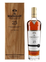 Macallan 25 Year Old Annual 2021 Release 70cl / 43%