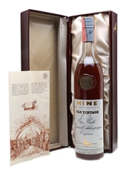 Hine Old Vintage Tres Vieille Cognac Bottled 1970s - Wax & Vitale 70cl / 40%