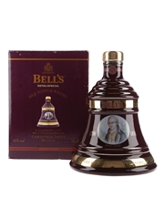 Bell's Christmas 2002 Ceramic Decanter 8 Year Old - James Watt 70cl / 40%