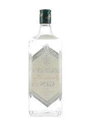 Gilbey's London Dry Gin Bottled 1970s-1980s 75cl / 40%