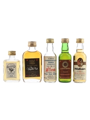 Assorted Whisky Bennachie 10 Year Old Vatted Malt, Commonwealth 1986 13 Year Old, Cawdor Castle, Glenforres & Walker's 12 Year Old 5 x 4.5-5cl