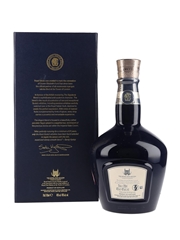 Royal Salute 21 Year Old The Signature Blend Bottled 2020 - Wade Porcelain Flagon 70cl / 40%
