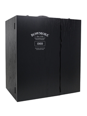 Bowmore 1969 50 Year Old Vaults Series - Travel Retail Exclusive 70cl / 46.9%