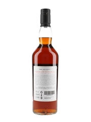 Wine Society 1988 33 Year Old Highland Single Malt Bottled 2021 - Reserve Cask Selection 70cl / 46%