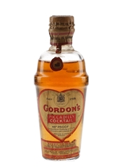 Gordon's Piccadilly Cocktail Spring Cap Bottled 1940s-1950s 5cl / 26%