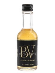 Black Velvet Bottled 1970s-1980s 4.5cl / 40%