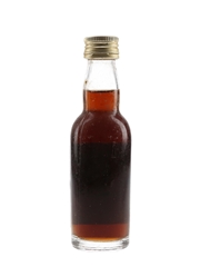 Gilbey's Governor General Bottled 1970s 5cl / 40%