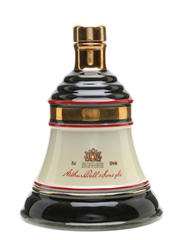 Bell's Christmas 1988 Ceramic Decanter  75cl / 43%