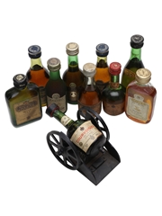 Assorted Cognac Miniatures Courvoisier, Martell, Remy Martin, Hine, Paulet 10 x 2 - 5cl / 40%