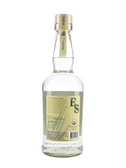 El Sativo Single Estate Organic Tequila Blanco  70cl / 40%