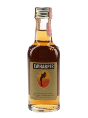 IW Harper 4 Year Old Bottled 1970s 5cl / 43%