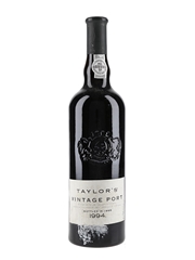 1994 Taylor's Vintage Port Bottled 1996 75cl / 20.5%