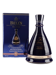 Bell's 8 Year Old Ceramic Decanter 2002 Golden Jubilee Queen Elizabeth II 50 Years Reign 70cl / 40%