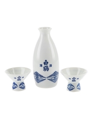 Hakutsuru Sake Porcelain Decanter & Cups  