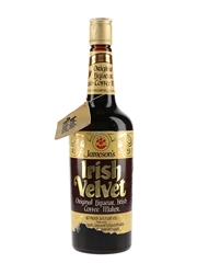Jameson's Irish Velvet Bottled 1960s-1970s 75.7cl / 23%