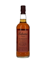 Ballantine's M 2000 Whisky Liqueur  75cl / 34%