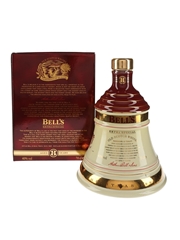 Bell's Christmas 1996 Ceramic Decanter Ingredients Of Quality 70cl / 40%