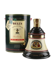 Bell's Christmas 1988 Ceramic Decanter We Wish You A Merry Christmas 75cl / 43%
