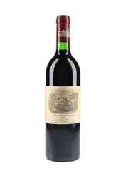 1986 Chateau Lafite Rothschild Premier Grand Cru Classe - 100 Points 75cl / 12.5%