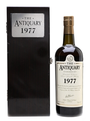 Antiquary 1977 30 Year Old 70cl / 46%
