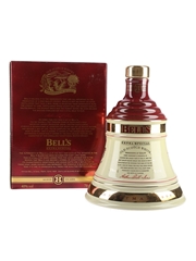 Bell's Christmas 1996 8 Year Old Ceramic Decanter Ingredients Of Quality 70cl / 40%