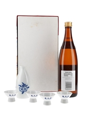 Sakura Masamune Sake Sake & Cups Set 75cl / 13.5%