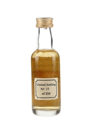Macallan 10 Year Old The Whisky Connoisseur - Just A Splash 5cl / 40%
