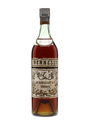 Hennessy 3 Star Bottled 1920s 70cl / 40%